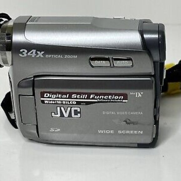 JVC GR-D770 Mini DV  Flash Media Camcorder - Picture 2 of 5